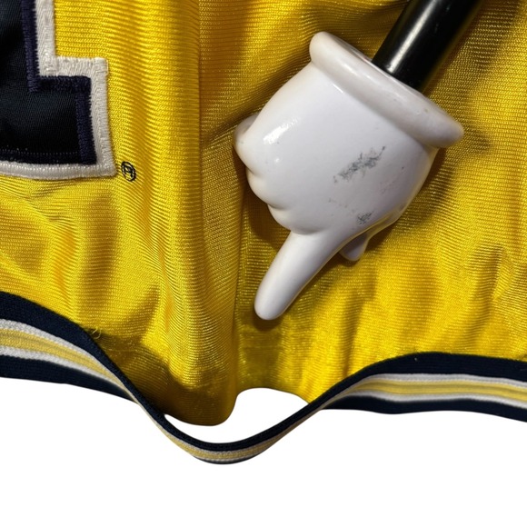 VTG DAZZLE USA Made Nike Michigan Wolverines Basketball Shorts L Yellow Fab 5 - Picture 8 of 10